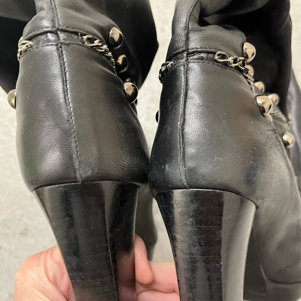 Stuart Weitzman embellished pull up boots - Picture 7 of 16